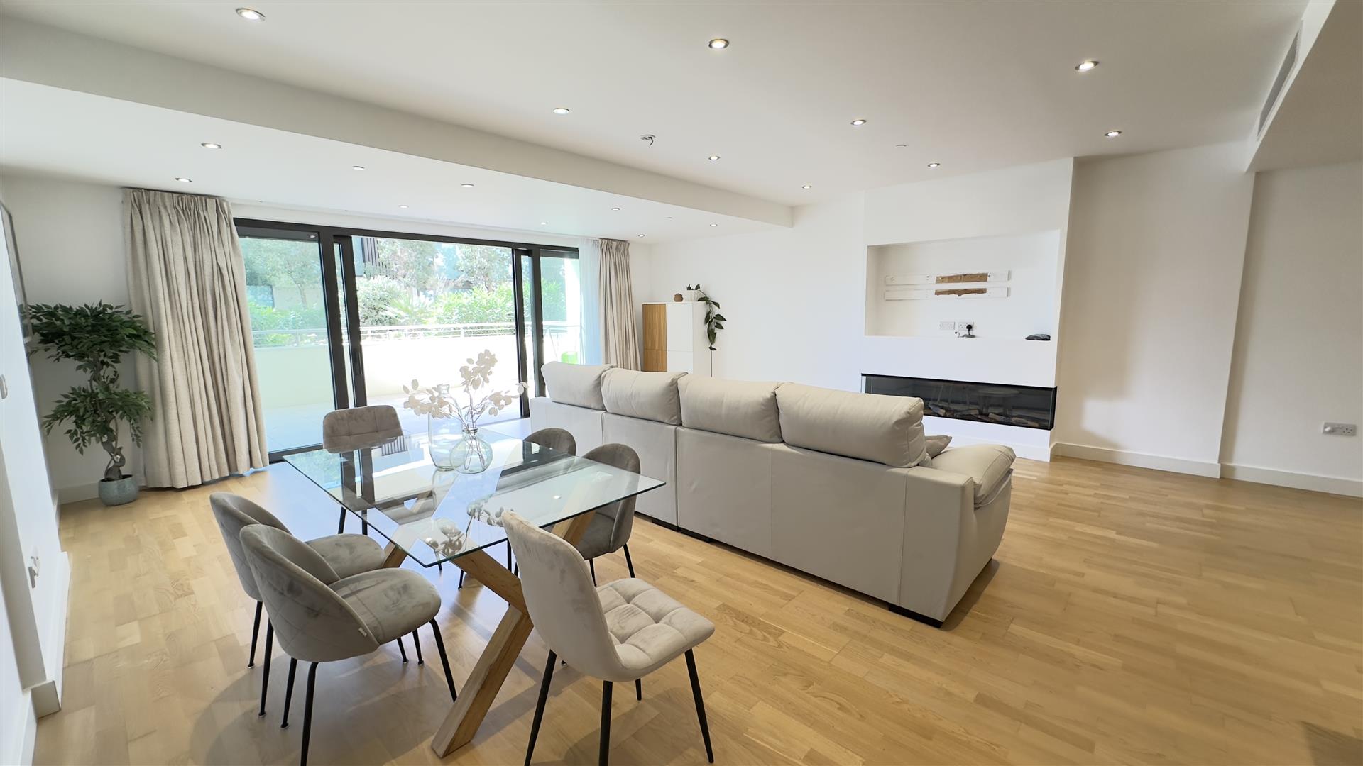 Image of Apartment - 3 Bedrooms - 2 Bathrooms for Sale in Quay 29-Gibraltar, Image 13
